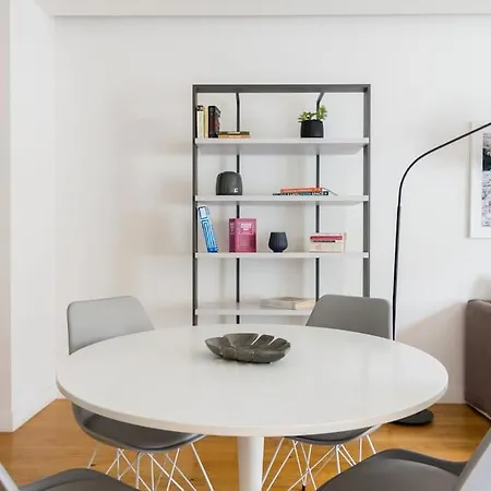 Apartment Trikoupi E2