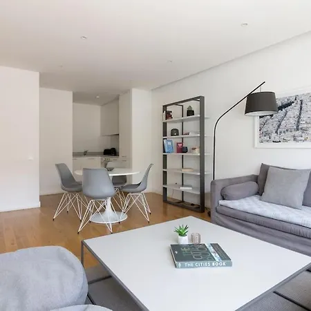 Apartment Trikoupi E2